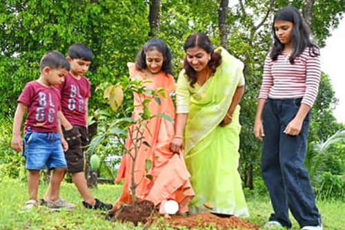 Centre for Empowerment & Enrichment, Empowering the Marginalized. Enriching Lives with Dignity